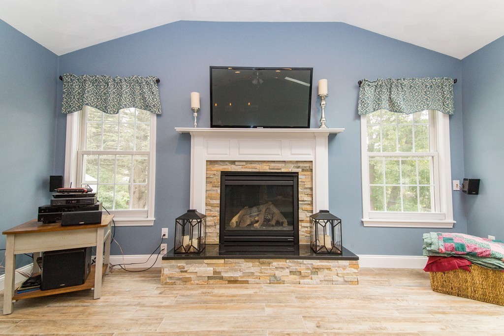 7 Purity Springs Road Burlington, MA 01803 - Photo 7 of 30 Gallery Image 7