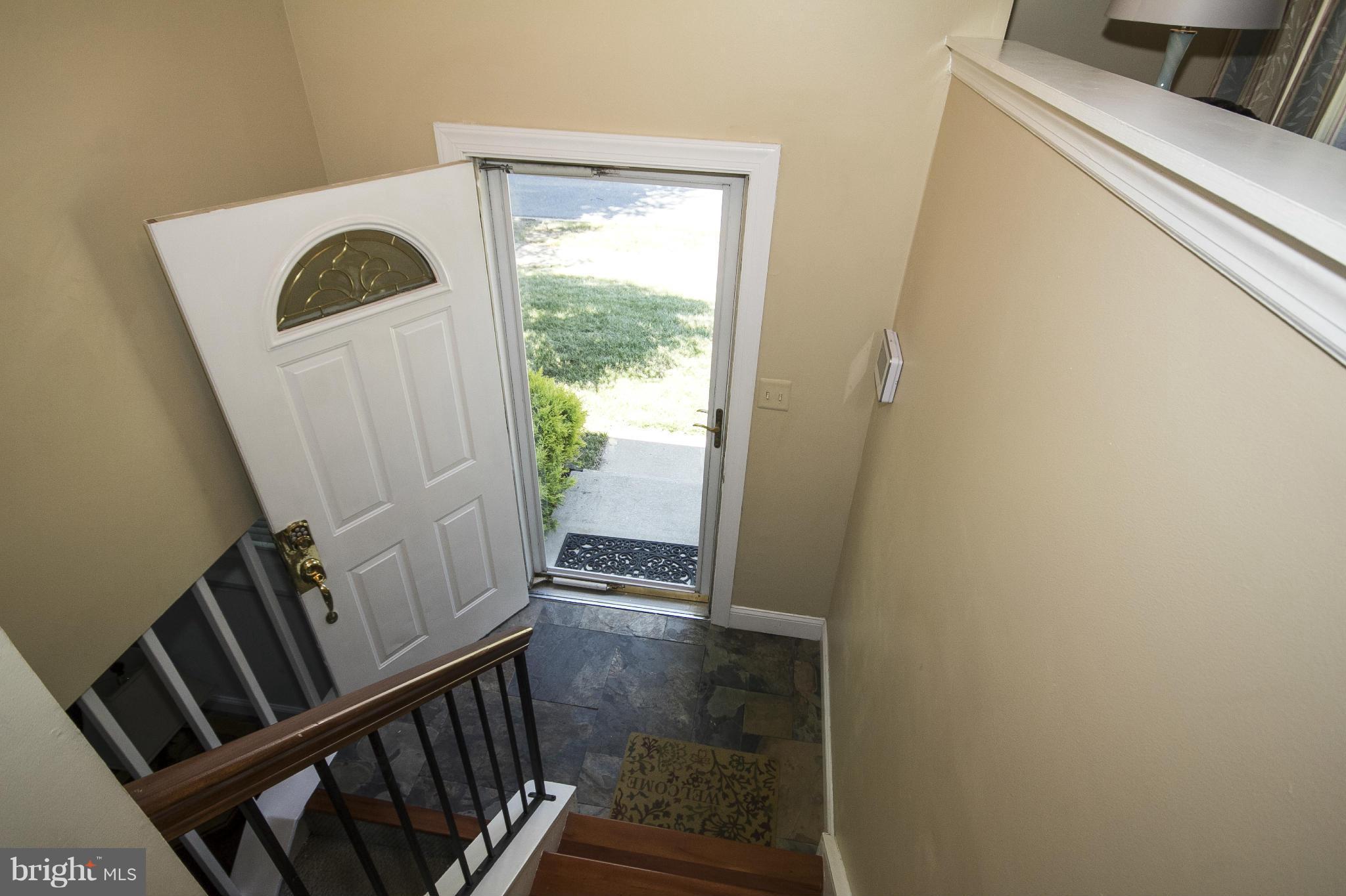 117 Boxthorn Road Abingdon, MD 21009 - Photo 3 of 30 Slate Split Foyer