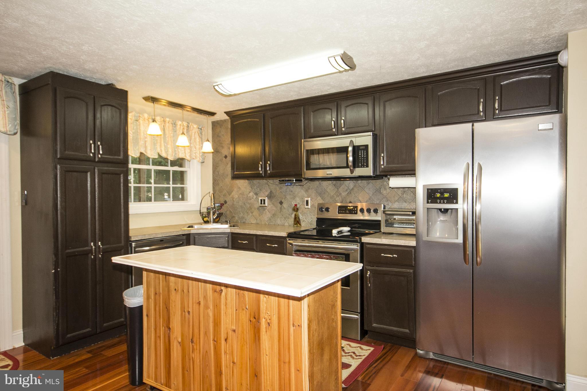 117 Boxthorn Road Abingdon, MD 21009 - Photo 9 of 30 Center Island & Stainless Steel Appliances