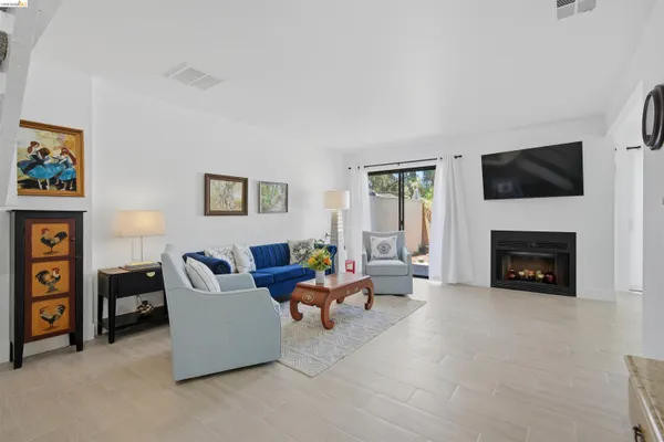 $610,000 | 25 Bud Court, Pleasant Hill, CA 94523