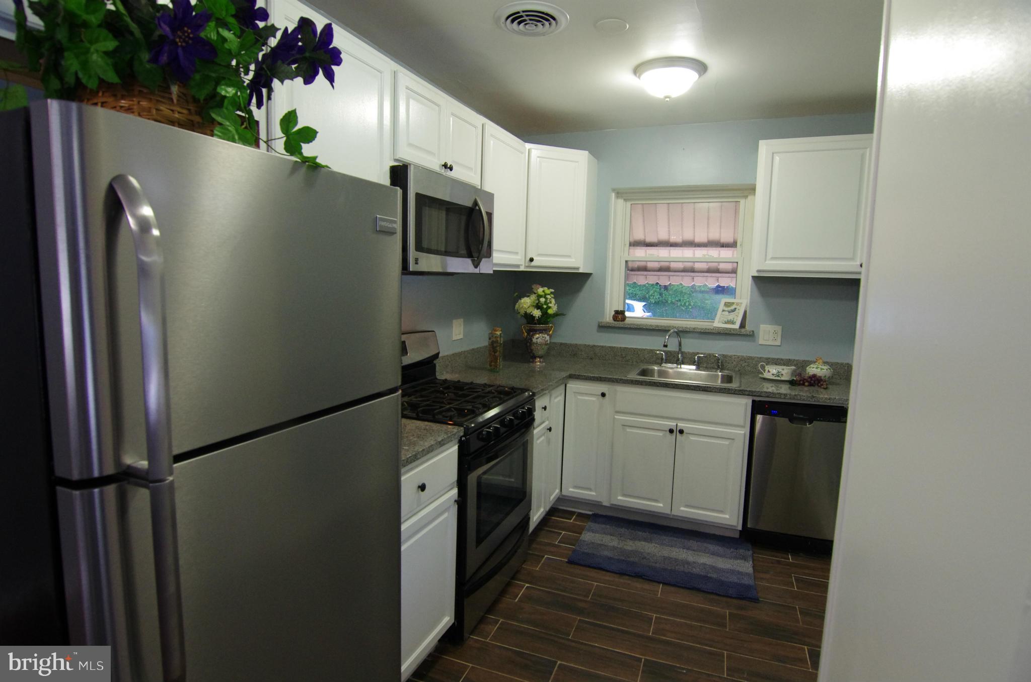 700 Adrian Street Southeast Washington, DC 20019 - Photo 10 of 20 Kitchen