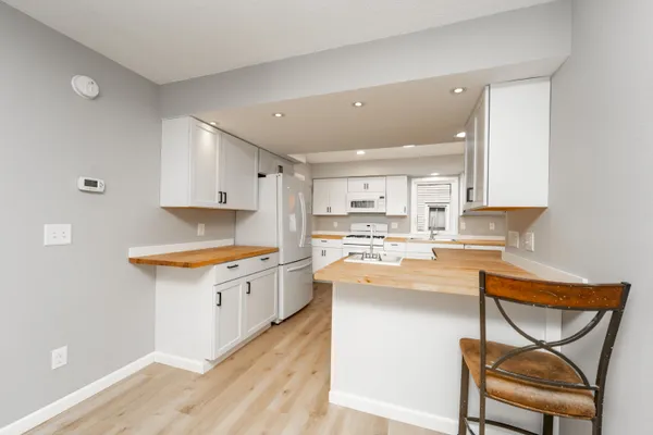 $399,999 | 816 River Street, Three Rivers, MI 49093