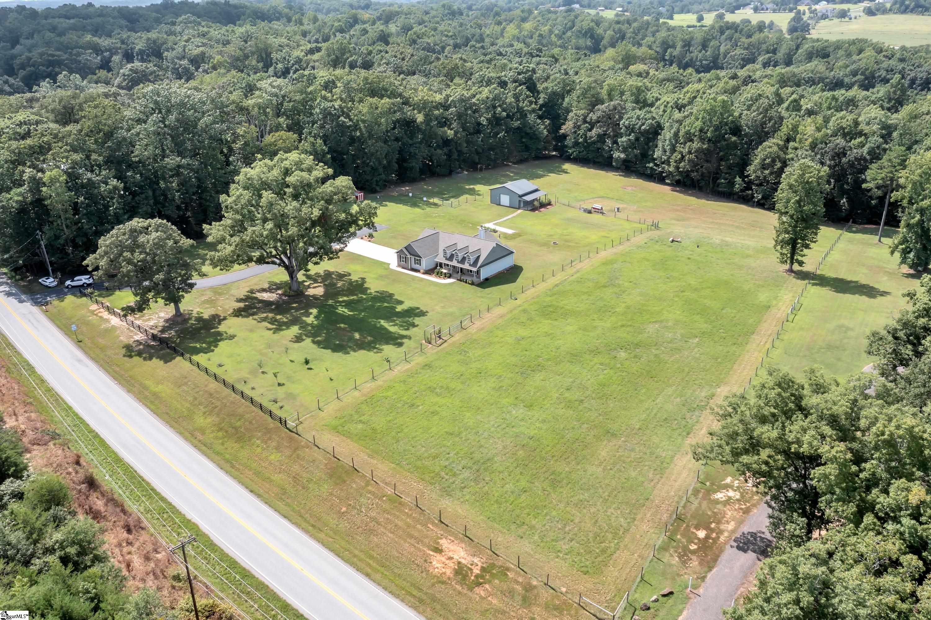2615 Tigerville Road Travelers Rest, SC 29690 - Photo 5 of 36 Gallery Image 5