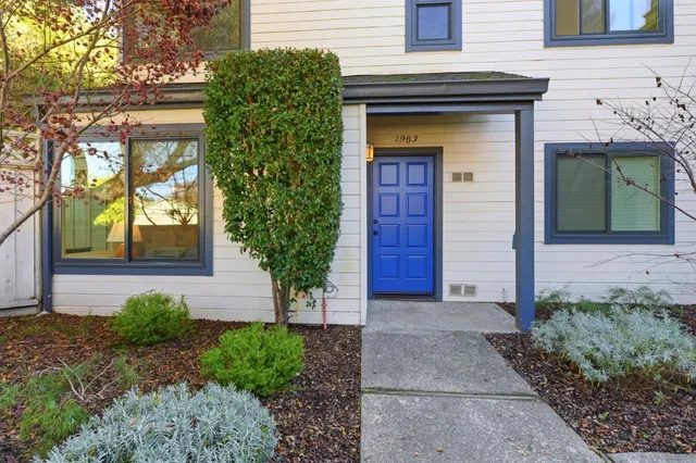 $1,295,000 | 1983 Euclid Avenue, Menlo Park, CA 94025