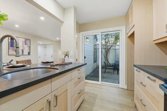 $1,295,000 | 1983 Euclid Avenue, Menlo Park, CA 94025