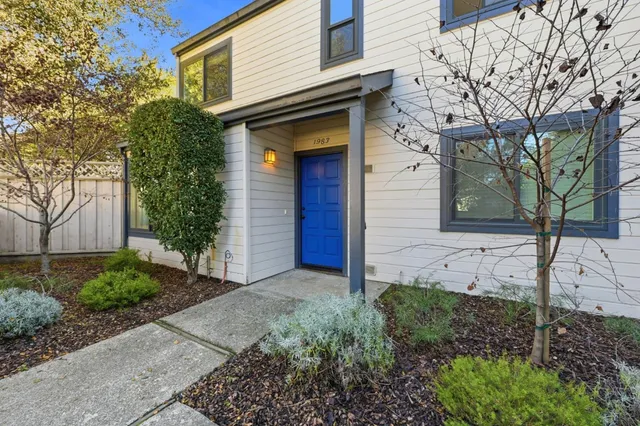 $1,295,000 | 1983 Euclid Avenue, Menlo Park, CA 94025