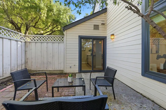 $1,295,000 | 1983 Euclid Avenue, Menlo Park, CA 94025