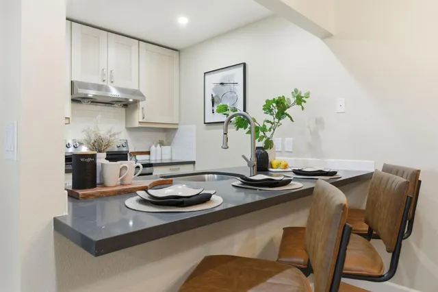 $1,295,000 | 1983 Euclid Avenue, Menlo Park, CA 94025