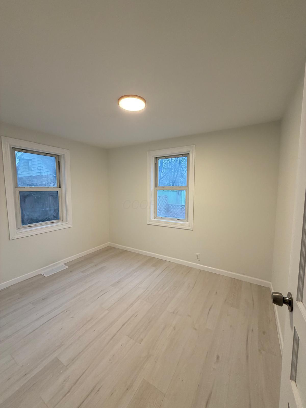 1946 Lehner Road Columbus, OH 43224 - Photo 12 of 21 PHOTO-2026-01-06-13-02-14_16