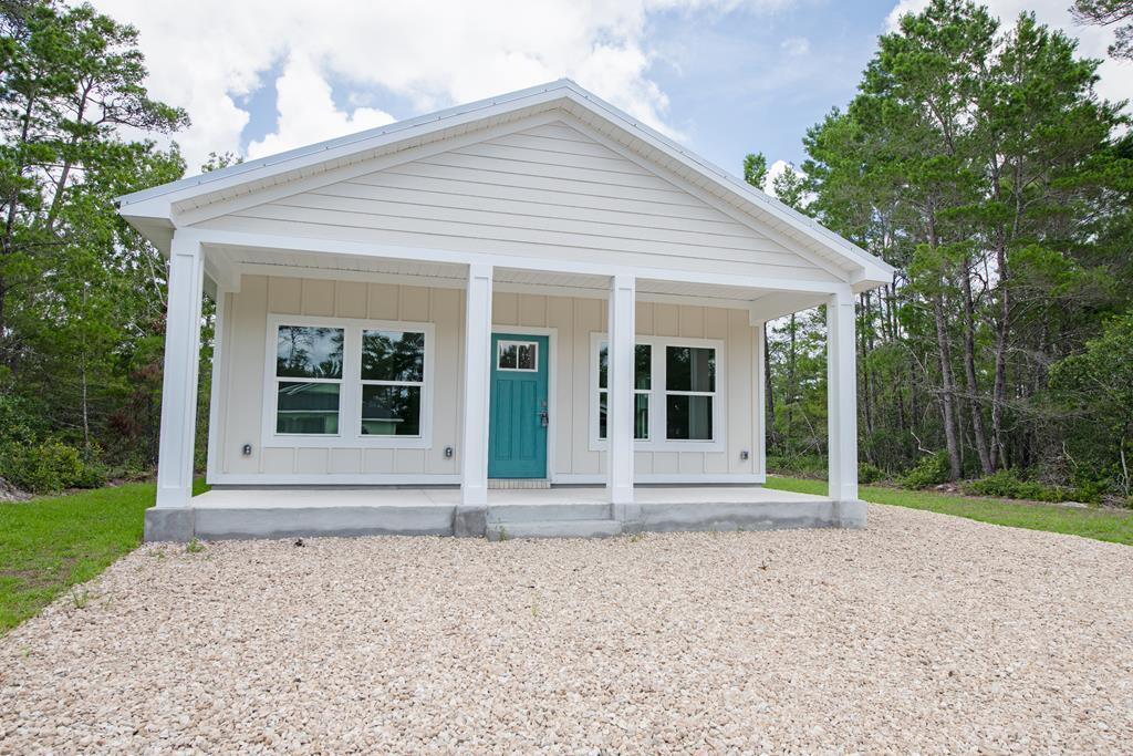 1722 Landing Street Carrabelle, FL 32322 - Photo 2 of 43