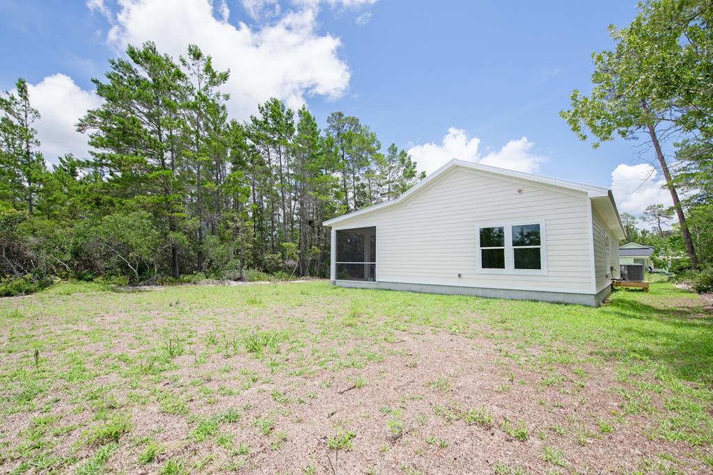 1722 Landing Street Carrabelle, FL 32322 - Photo 8 of 43