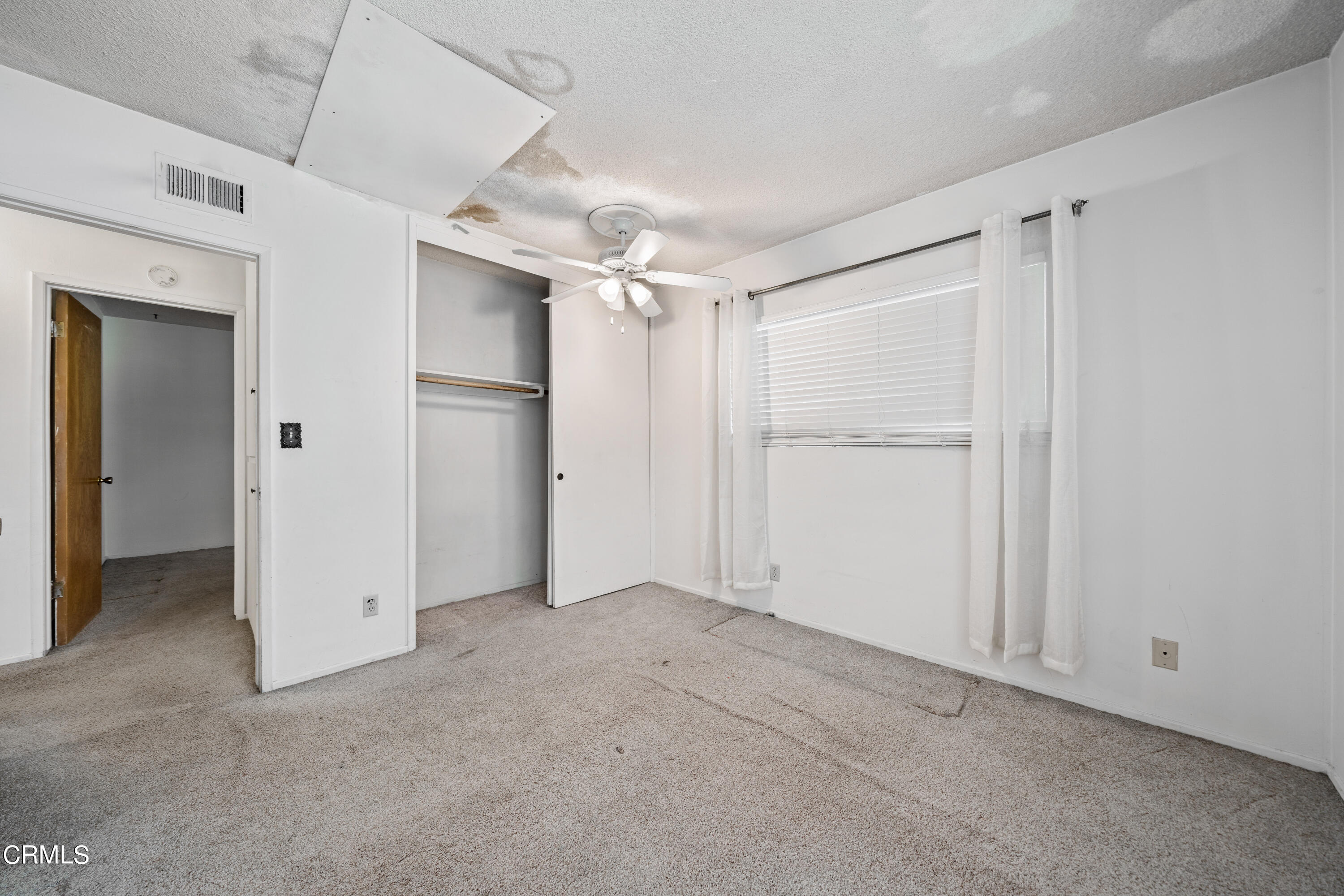 7024 Charrick Place Tujunga, CA 91042 - Photo 22 of 45 a view of an empty room