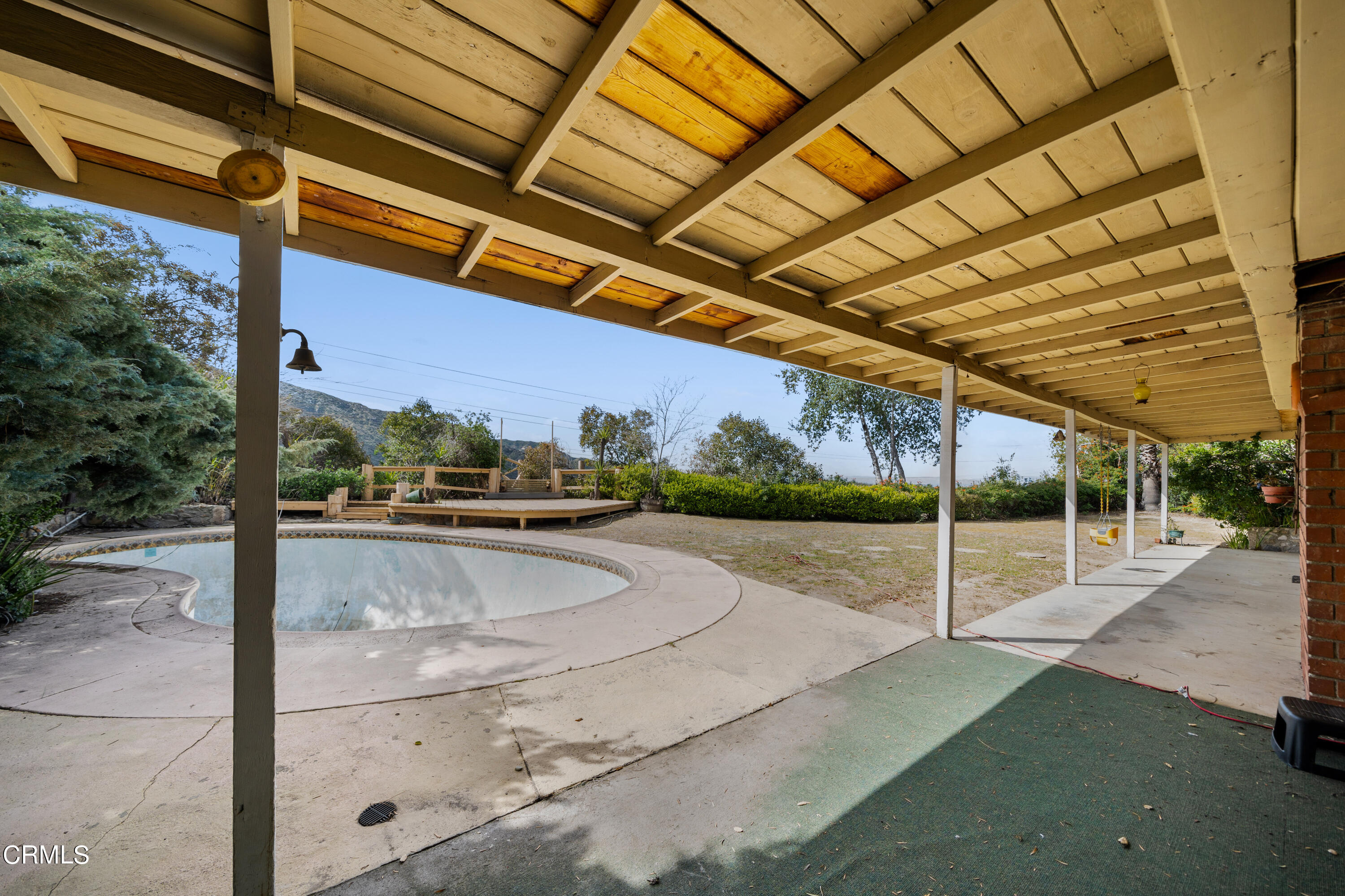 7024 Charrick Place Tujunga, CA 91042 - Photo 28 of 45 a view of a backyard