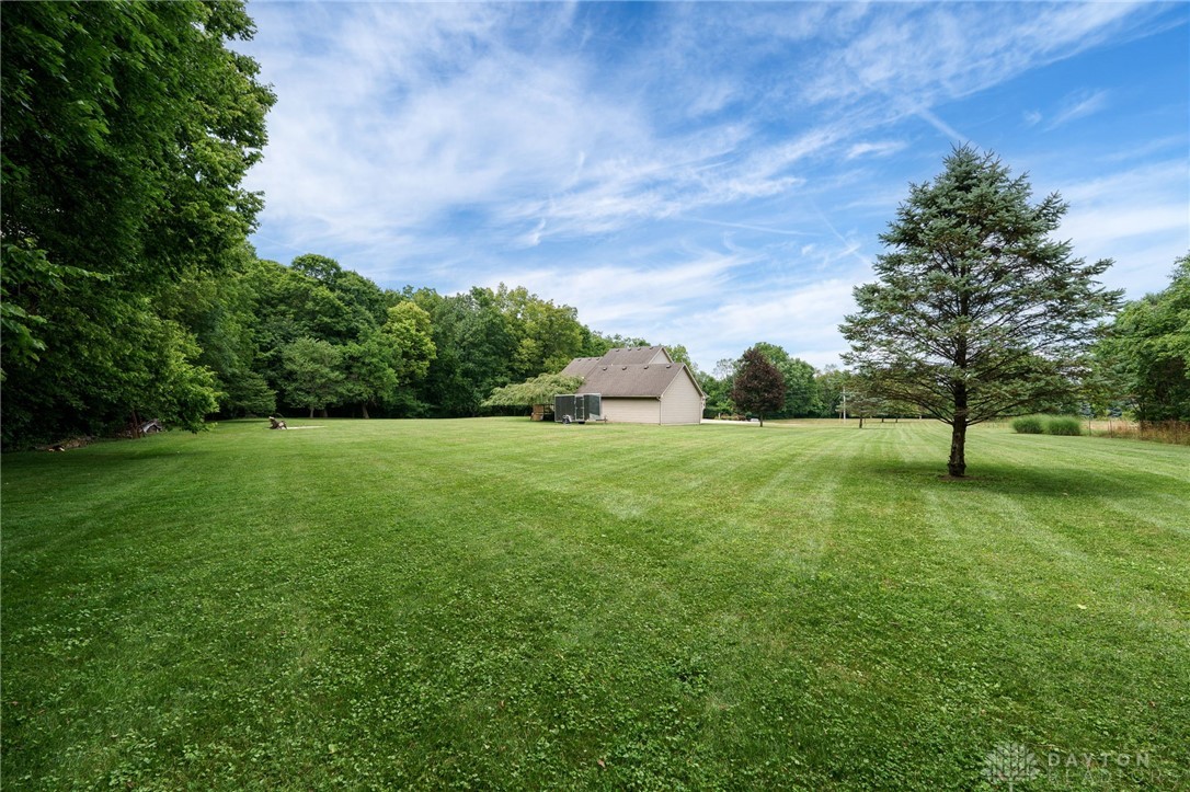 3959 Centerville Road Bellbrook, OH 45305 - Photo 58 of 67