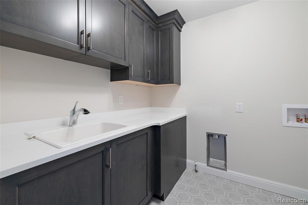 1922 Traceky Rochester Hills, MI 48306 - Photo 47 of 51