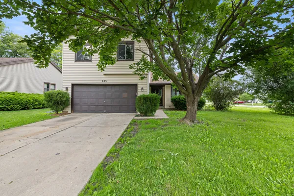 $399,895 | 983 Valleyview Drive, Bartlett, IL 60103