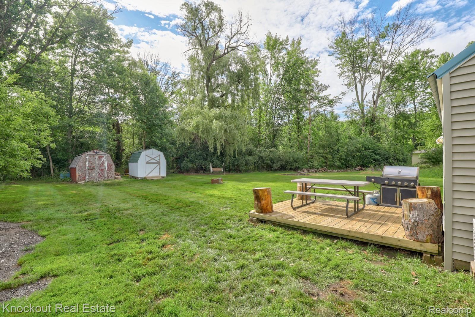 10061 Maple Road Birch Run, MI 48415 - Photo 28 of 32 10061 Maple Rd Birch Run-28.jpg