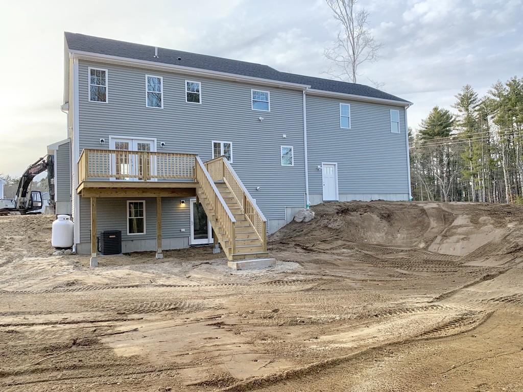29 Randall Road Mattapoisett, MA 02739 - Photo 3 of 30 Gallery Image 3