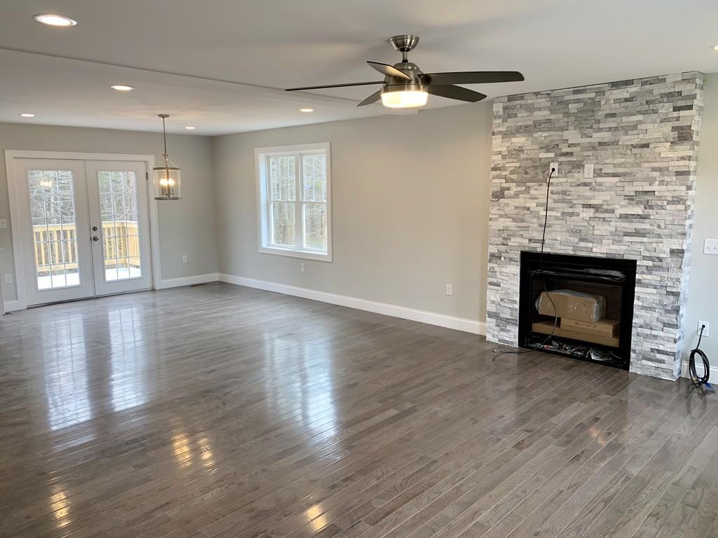 29 Randall Road Mattapoisett, MA 02739 - Photo 5 of 30 Gallery Image 5
