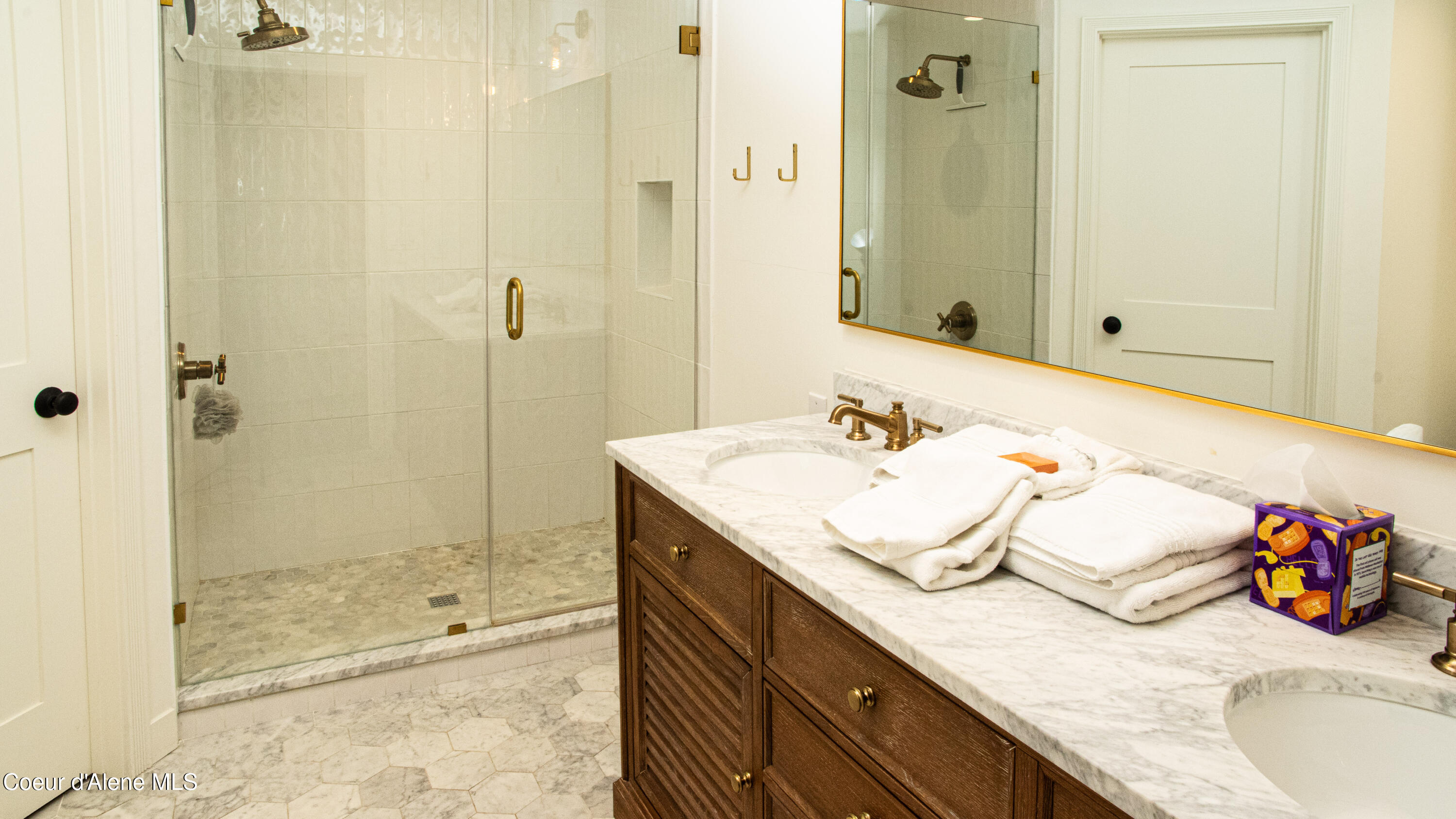 3711 East Tobler Road Hayden, ID 83835 - Photo 12 of 22 Primary Bath 1