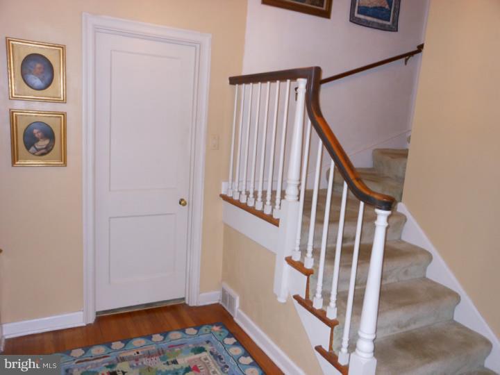 111 Arlington Road Paoli, PA 19301 - Photo 8 of 17 Gallery Image 8