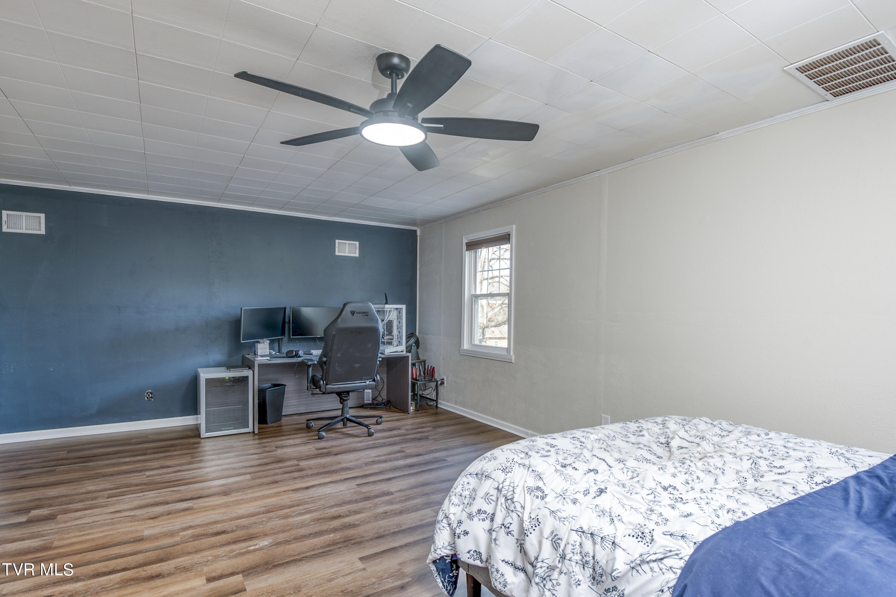 4426 Dishner Valley Road Bristol, VA 24202 - Photo 20 of 33 IMG_2704