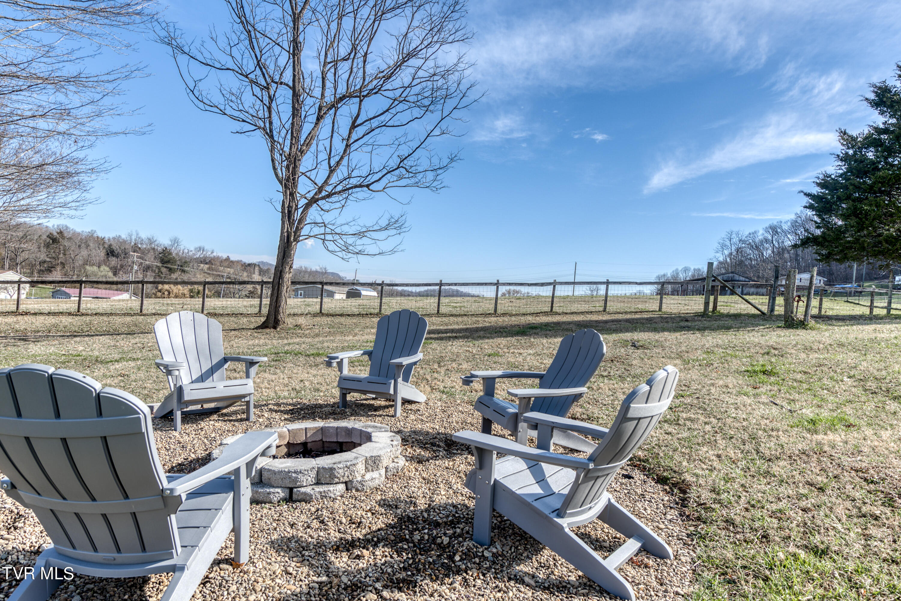 4426 Dishner Valley Road Bristol, VA 24202 - Photo 22 of 33 IMG_2687