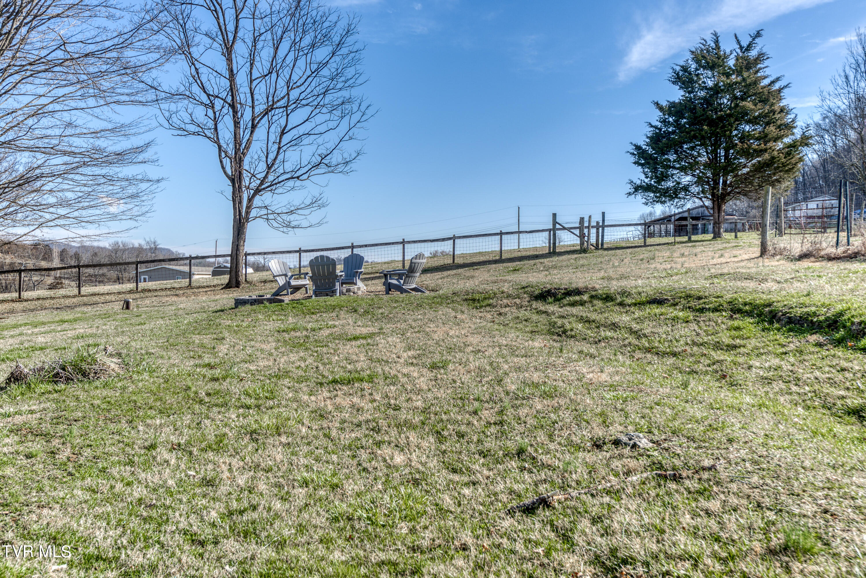 4426 Dishner Valley Road Bristol, VA 24202 - Photo 23 of 33 IMG_2699