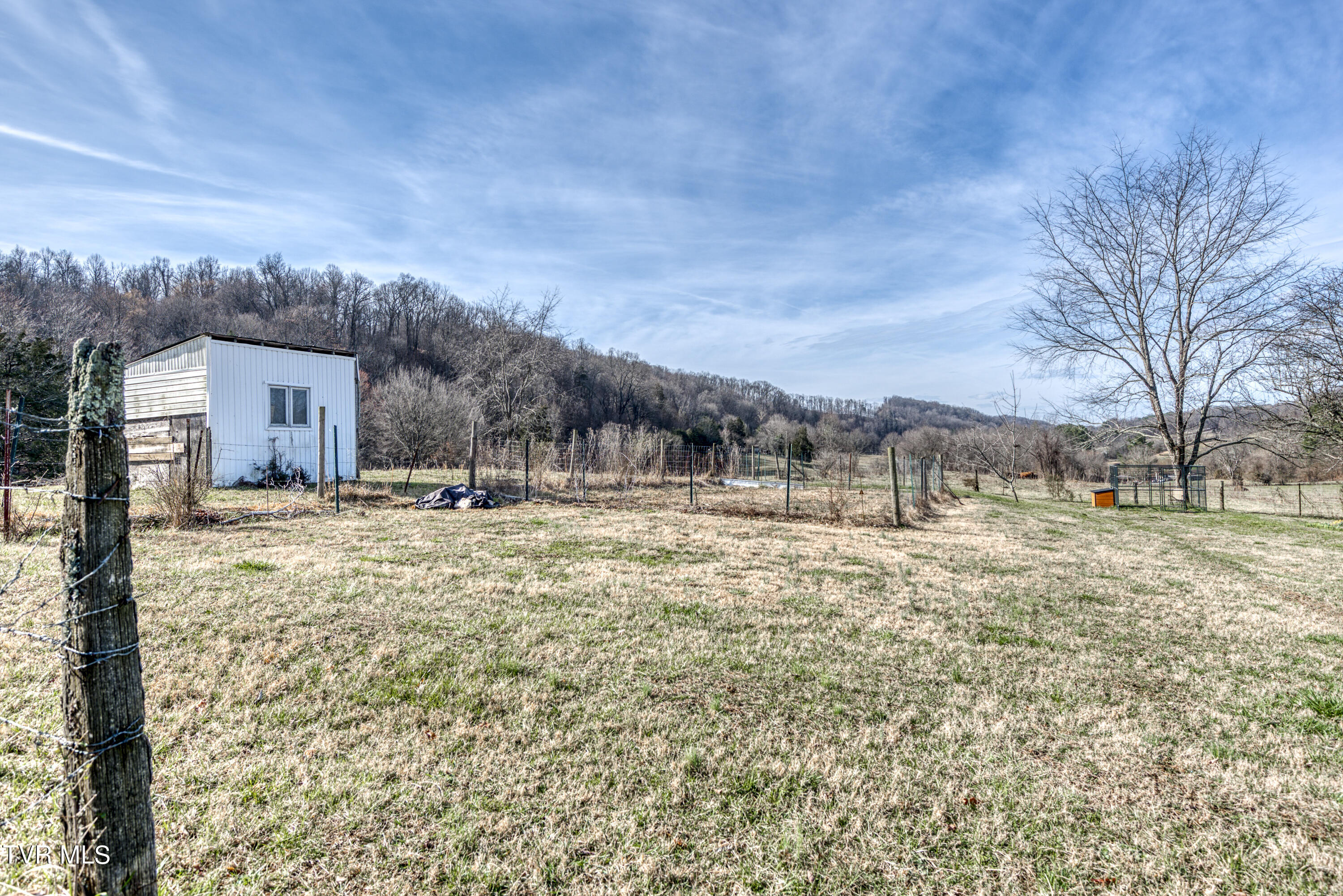 4426 Dishner Valley Road Bristol, VA 24202 - Photo 27 of 33 IMG_2689