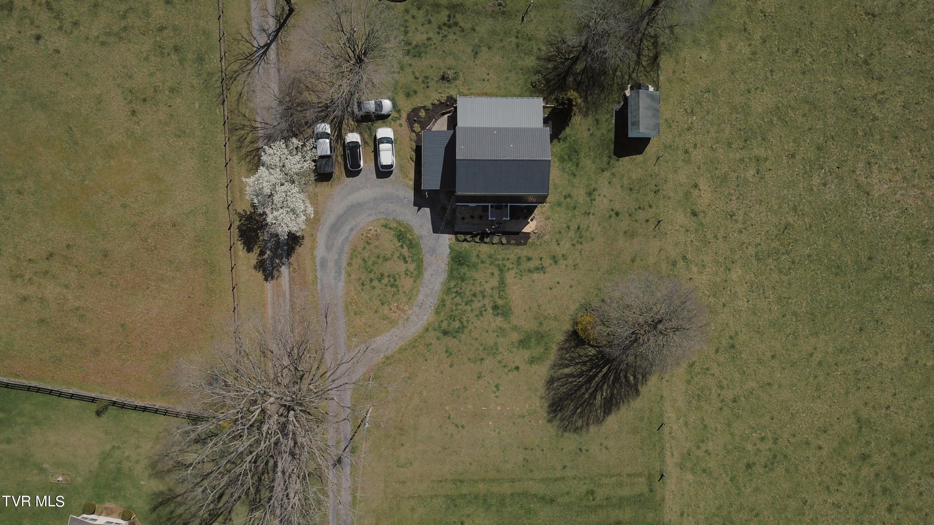 4426 Dishner Valley Road Bristol, VA 24202 - Photo 4 of 33 DJI_0429