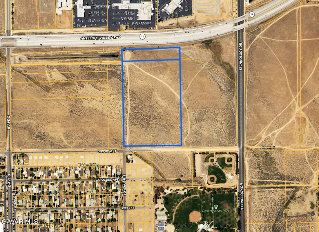 Division Street, Unit P12 Palmdale, CA 93550 - Photo 11 of 12 13