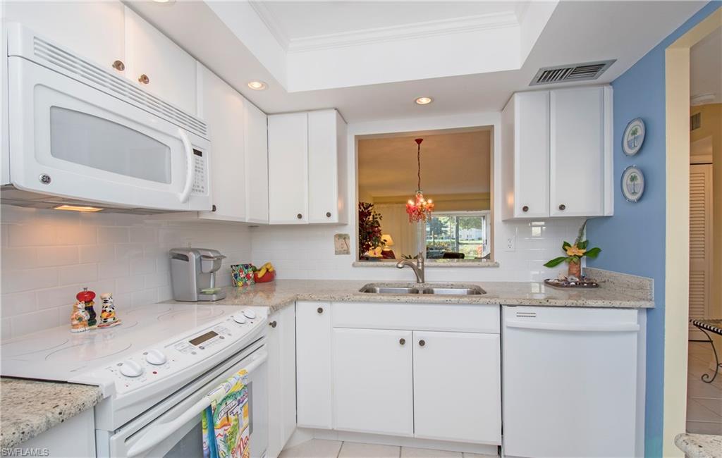 3055 Riviera Drive, Unit 106 Naples, FL 34103 - Photo 8 of 22 Gallery Image 8