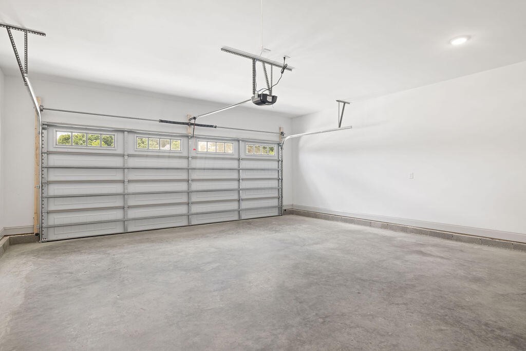 9852 Mayfly Road Ooltewah, TN 37363 - Photo 35 of 37 Gallery Image 35