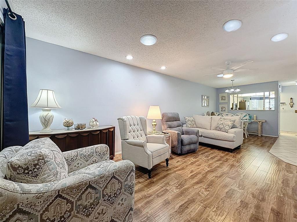 11241 Versailles Lane Port Richey, FL 34668 - Photo 13 of 84