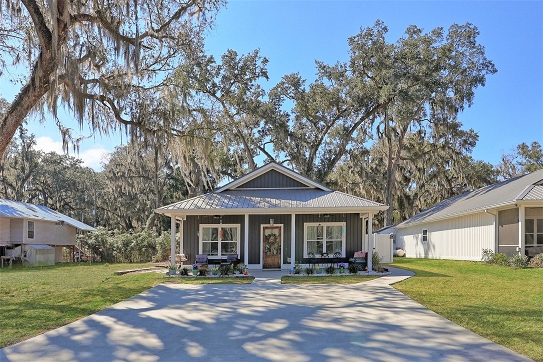 1130 Fishermans Lodge Rd N East Townsend, GA 31331 - Photo 2 of 28