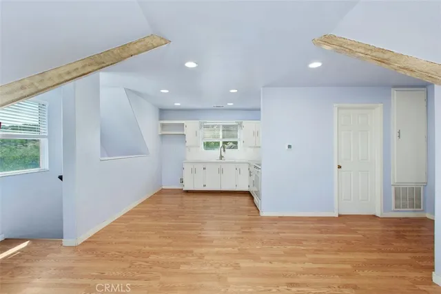 $2,000 | 41722 Avenida De Encanto, Murrieta, CA 92562