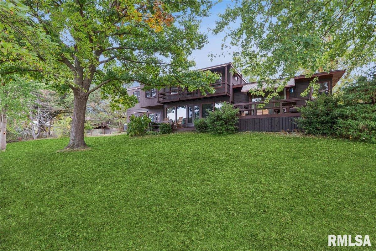 1939 South Lake Storey Road Galesburg, IL 61401 - Photo 1 of 68