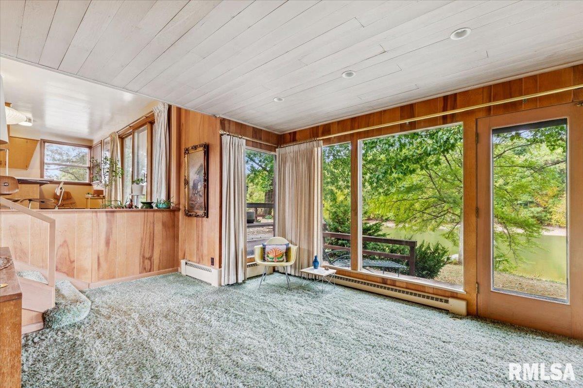 1939 South Lake Storey Road Galesburg, IL 61401 - Photo 18 of 68