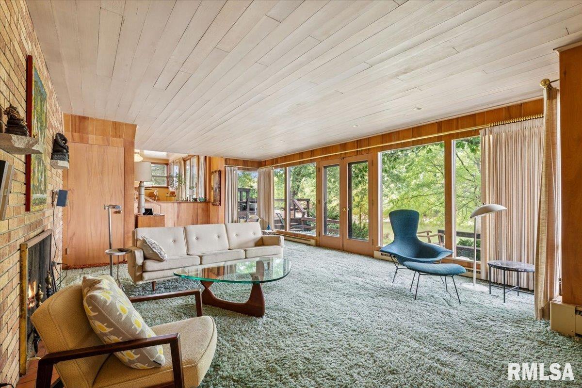 1939 South Lake Storey Road Galesburg, IL 61401 - Photo 24 of 68