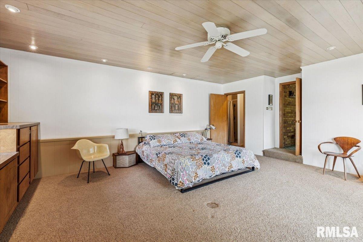 1939 South Lake Storey Road Galesburg, IL 61401 - Photo 36 of 68