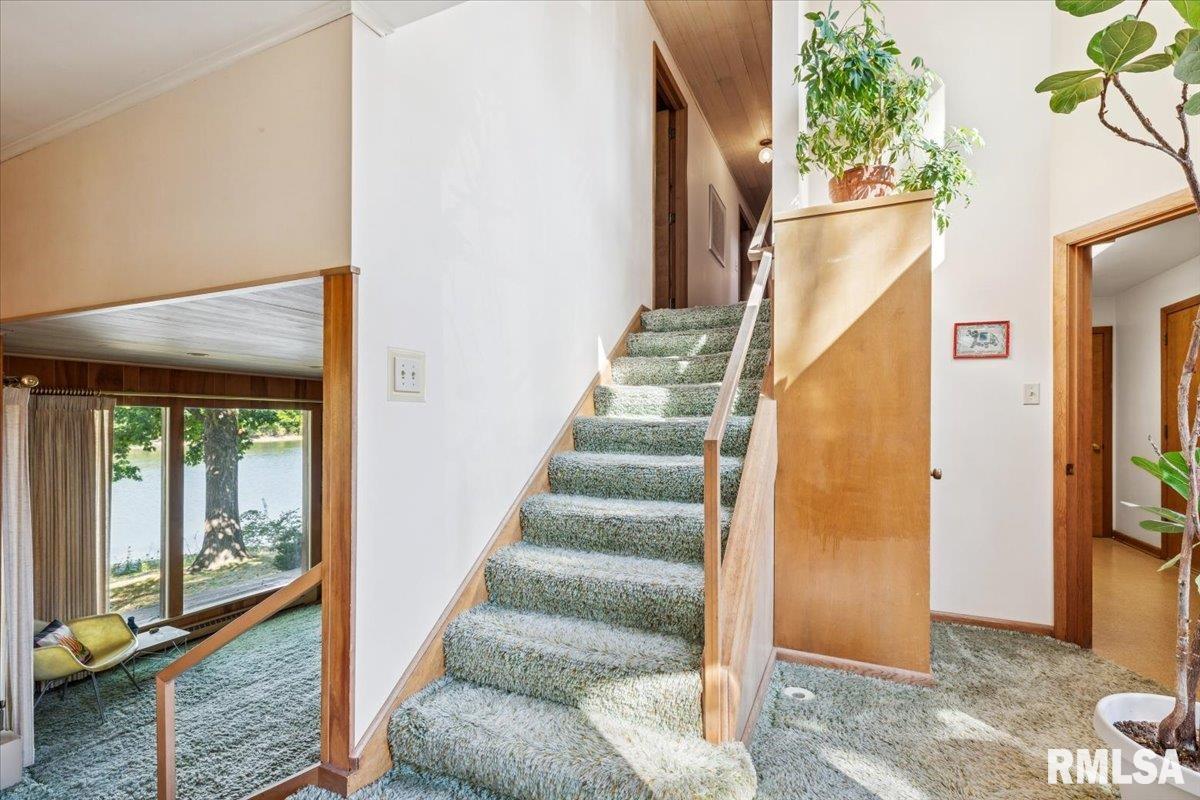 1939 South Lake Storey Road Galesburg, IL 61401 - Photo 39 of 68