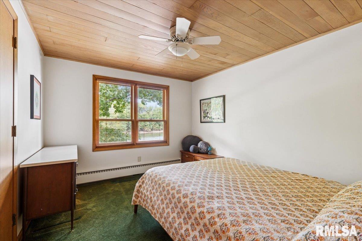 1939 South Lake Storey Road Galesburg, IL 61401 - Photo 44 of 68