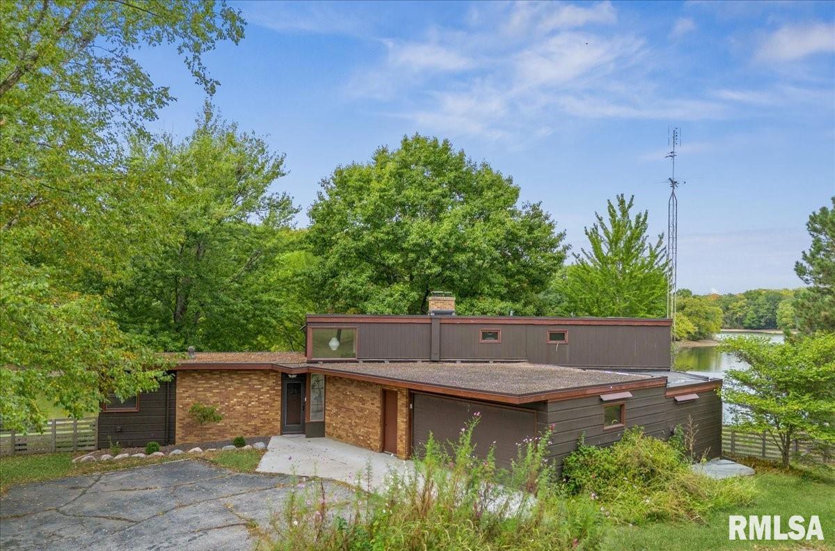 1939 South Lake Storey Road Galesburg, IL 61401 - Photo 48 of 68