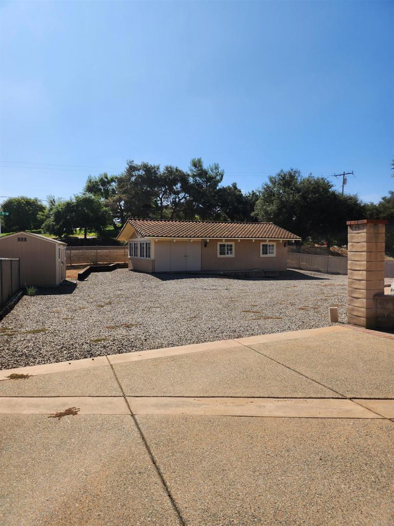 1481 El Nido Drive Fallbrook, CA 92028 - Photo 6 of 8