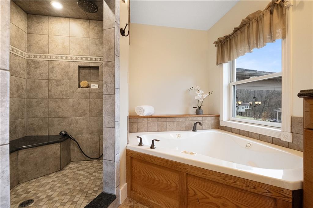 4264 Glasgow Road Valencia, PA 16059 - Photo 20 of 42 Gallery Image 20