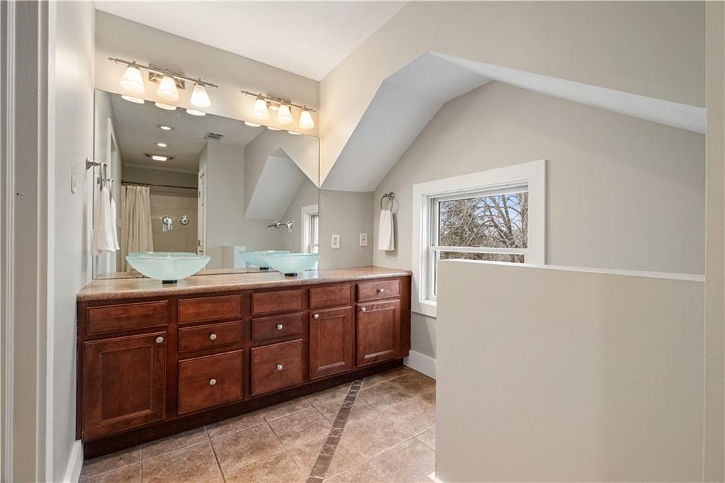 4264 Glasgow Road Valencia, PA 16059 - Photo 25 of 42 Gallery Image 25