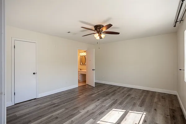 $2,100 | 1171 Park Meadow Drive, Beaumont, TX 77706