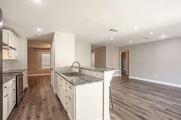 $2,100 | 1171 Park Meadow Drive, Beaumont, TX 77706
