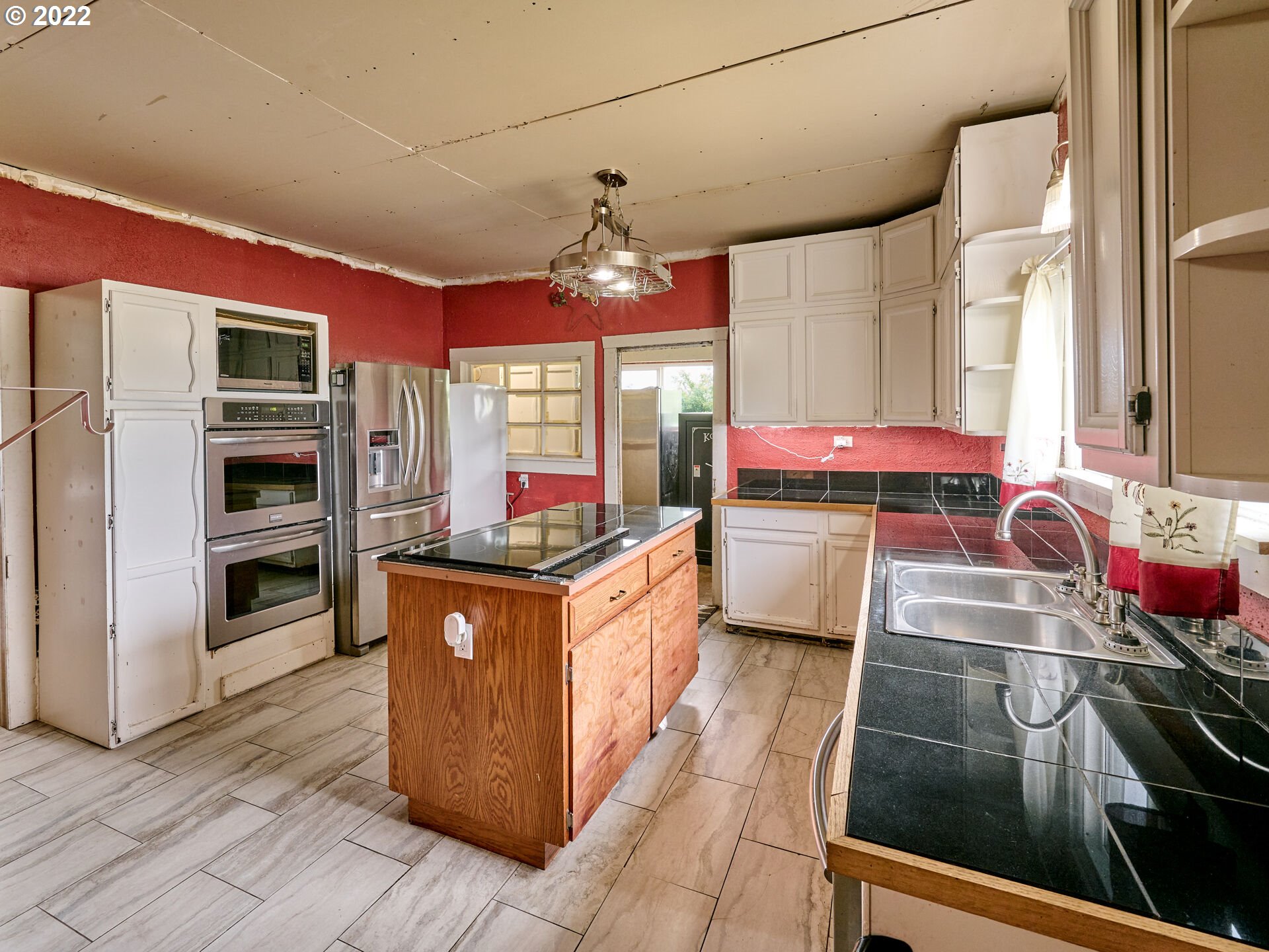 4970 Hennies Road Southeast Turner, OR 97392 - Photo 11 of 32 Gallery Image 11