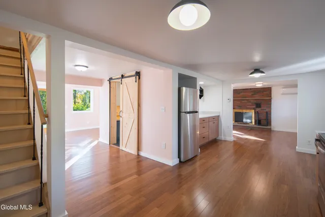 $299,900 | 99 Blue Barns Road, Rexford, NY 12148